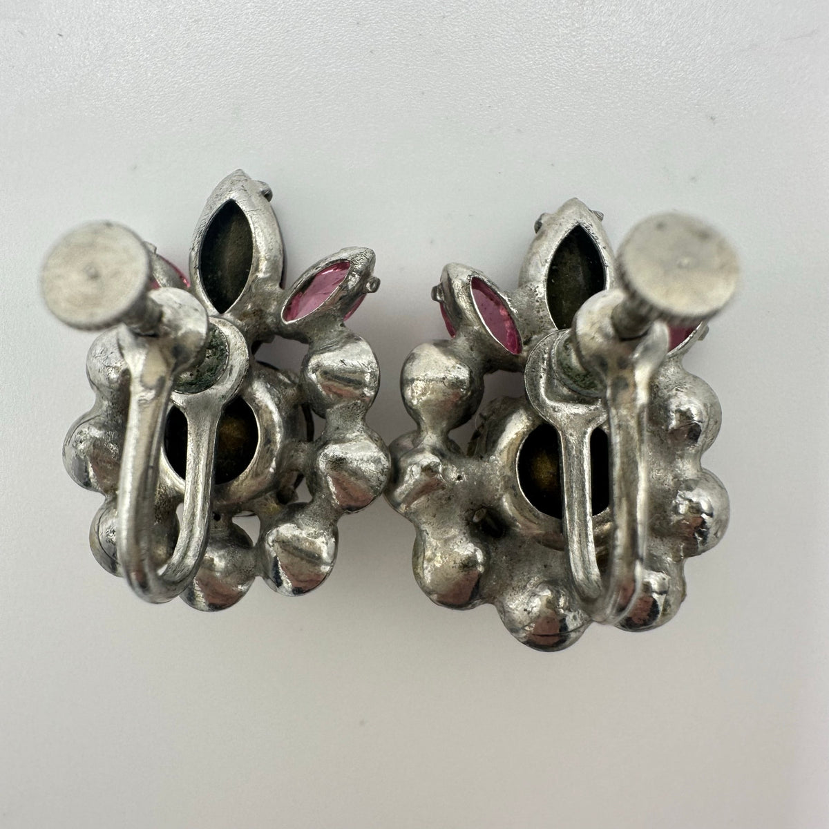 Vintage silver tone pink purple clear glass rhinestones screw back earrings