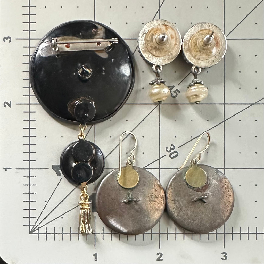 Bundle lot antique Victorian pictorial buttons upcycled brooch 2 pair earrings