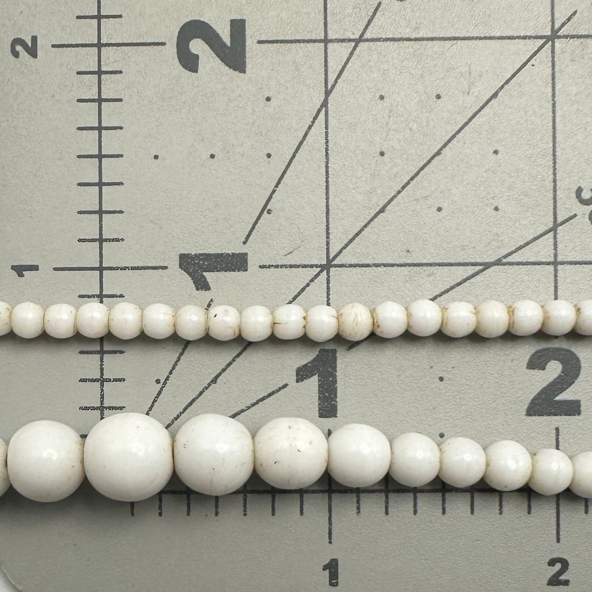 Antique Art Deco white milk glass beads beaded graduated 16” necklace