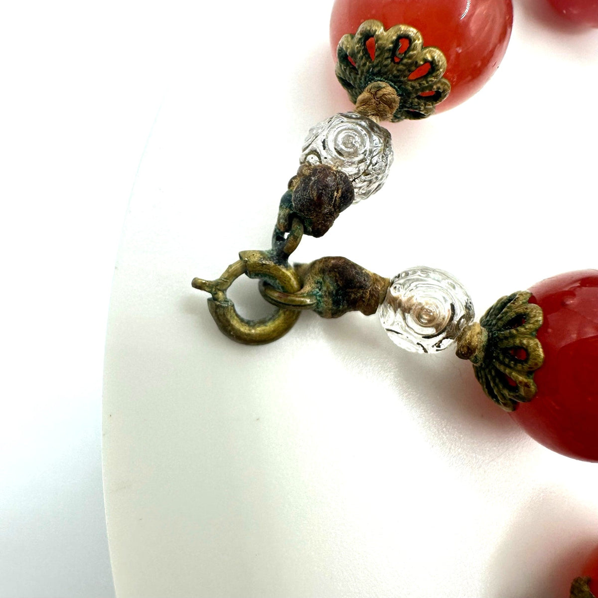 Antique 1920s 1930s Art Deco red uranium glass clear beaded gold tone necklace