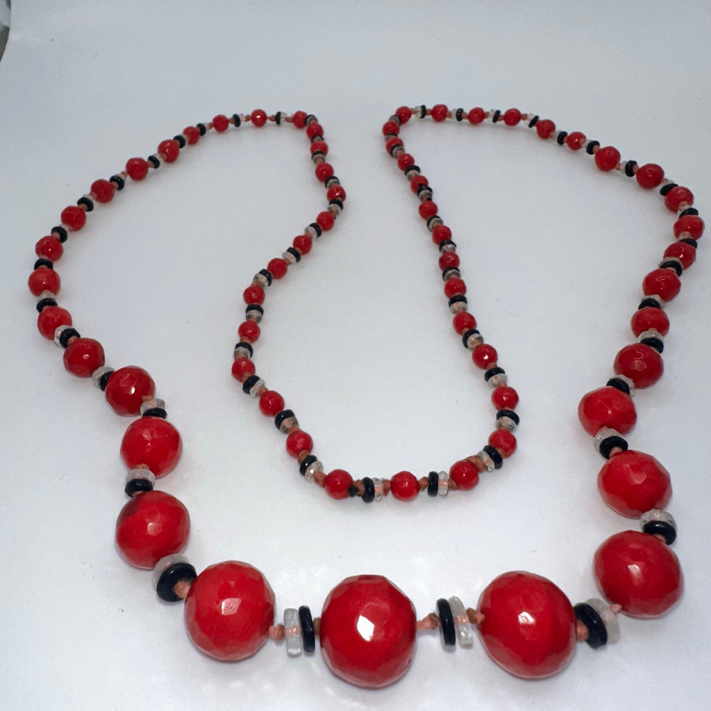 Antique Art Deco 1930s red black Czech glass beads beaded graduated 33” necklace