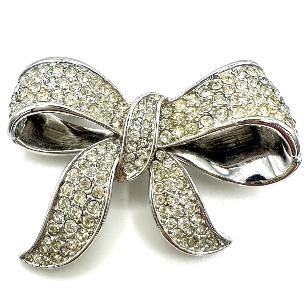 Oscar De La Renta vintage silver tone rhodium plate clear rhinestones bow brooch