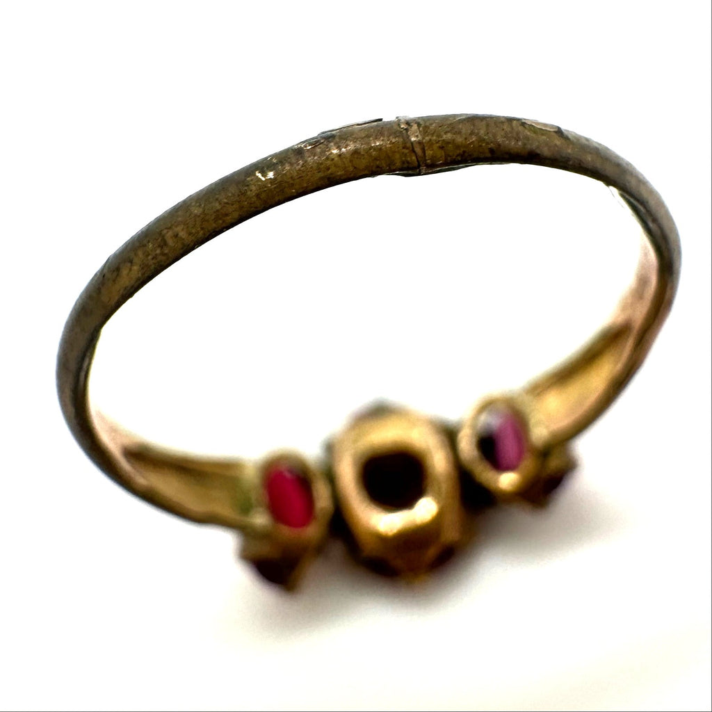 Antique Edwardian Victorian gold filled 3 stone red paste rhinestones ring 5