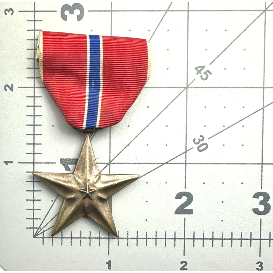 Vintage 1940s World War Two WWII bronze star medal red blue ribbon pin brooch