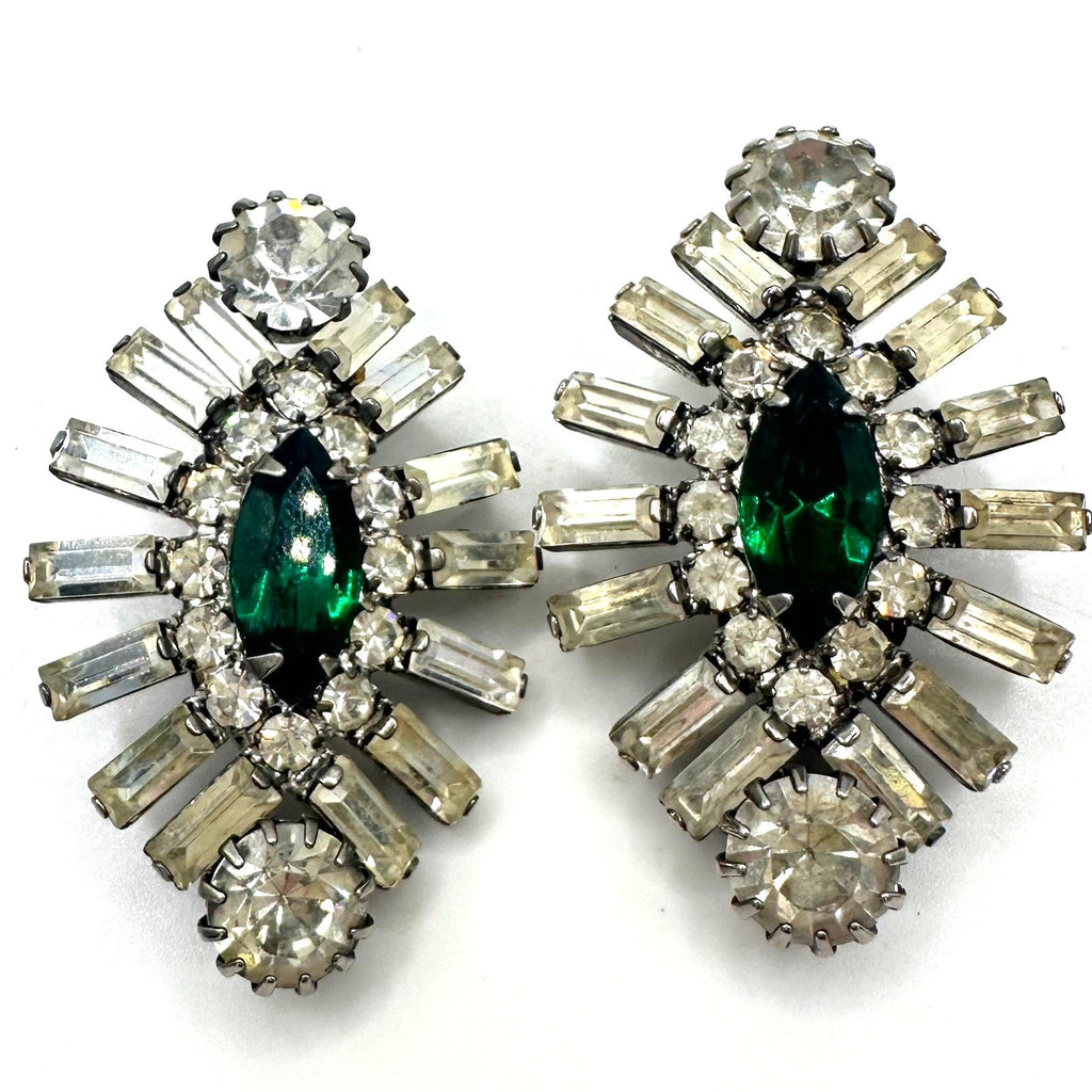 Vintage 1940s 1950s silver tone clear emerald green rhinestones clip on earrings