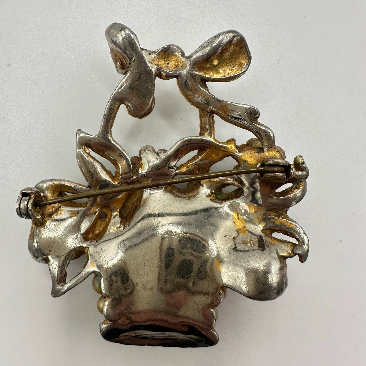 Vintage 1940s silver tone faux pearls multicolor flowers floral basket brooch