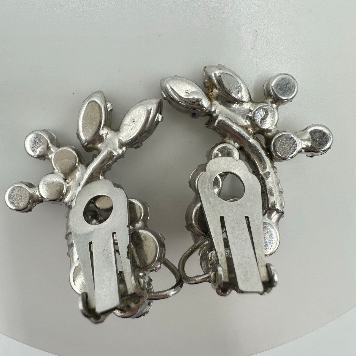 Vintage high end silver tone clear rhinestones wire over clip on earrings