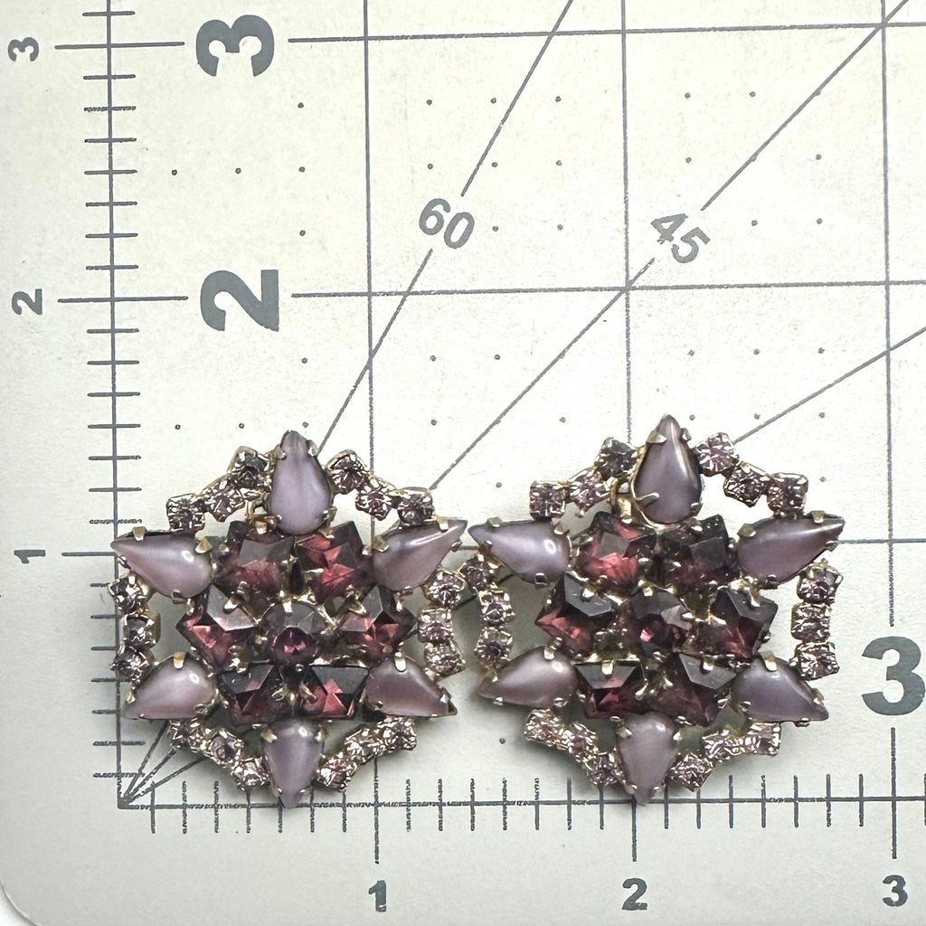 1950s vintage gold tone purple glass rhinestones cabochons clip on earrings