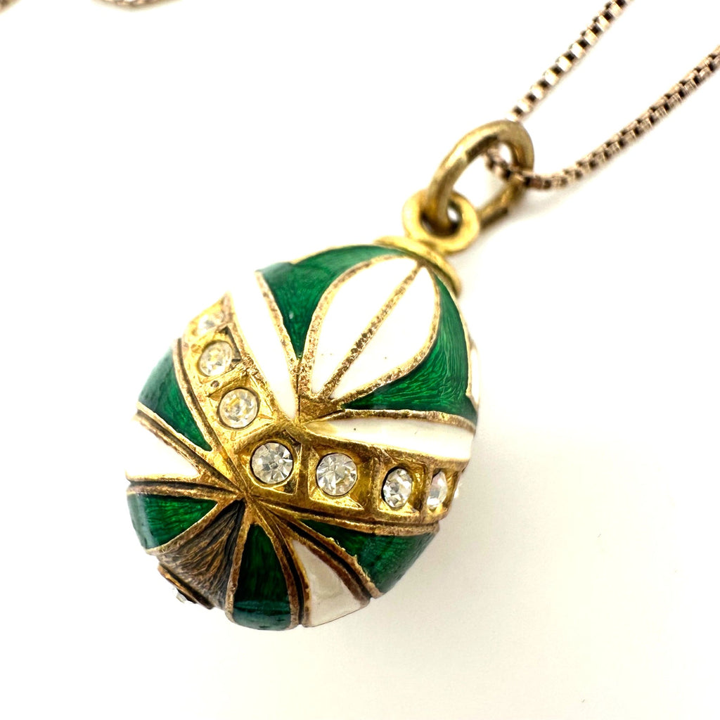 Vintage Russian Kokoshnik gilt sterling silver green enamel egg pendant necklace