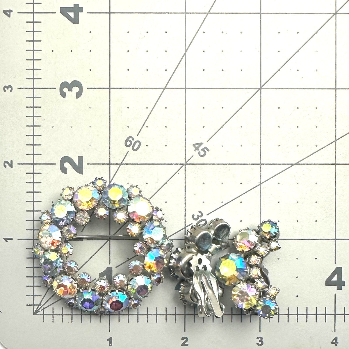Vintage silver tone clear blue AB rhinestones wreath brooch clip on earrings