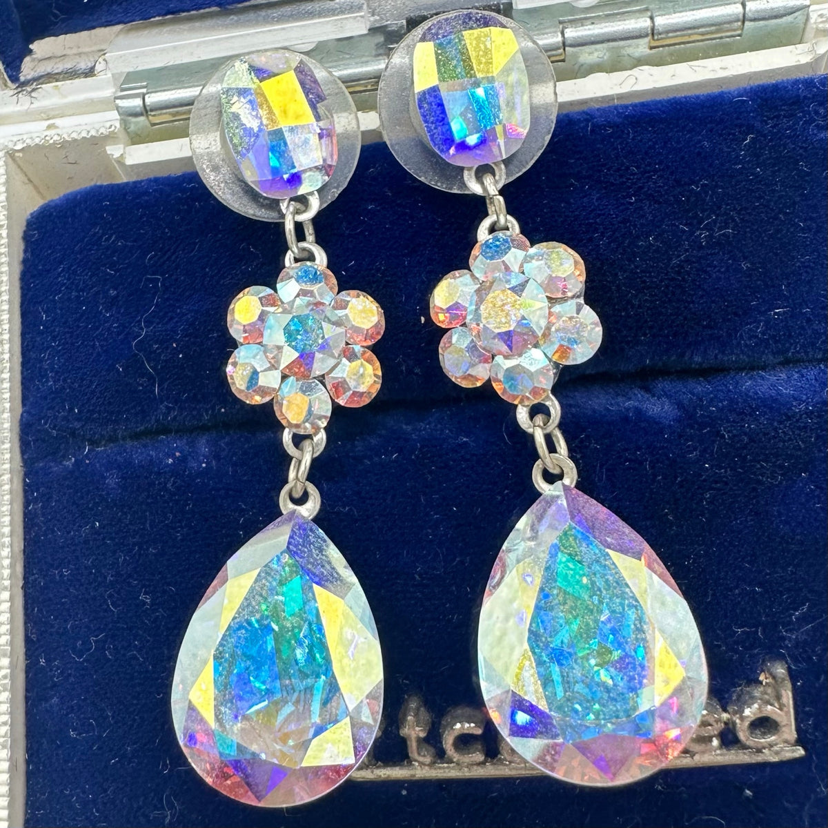 Vintage gold tone AB aurora borealis glass beads beaded cluster clip on earrings