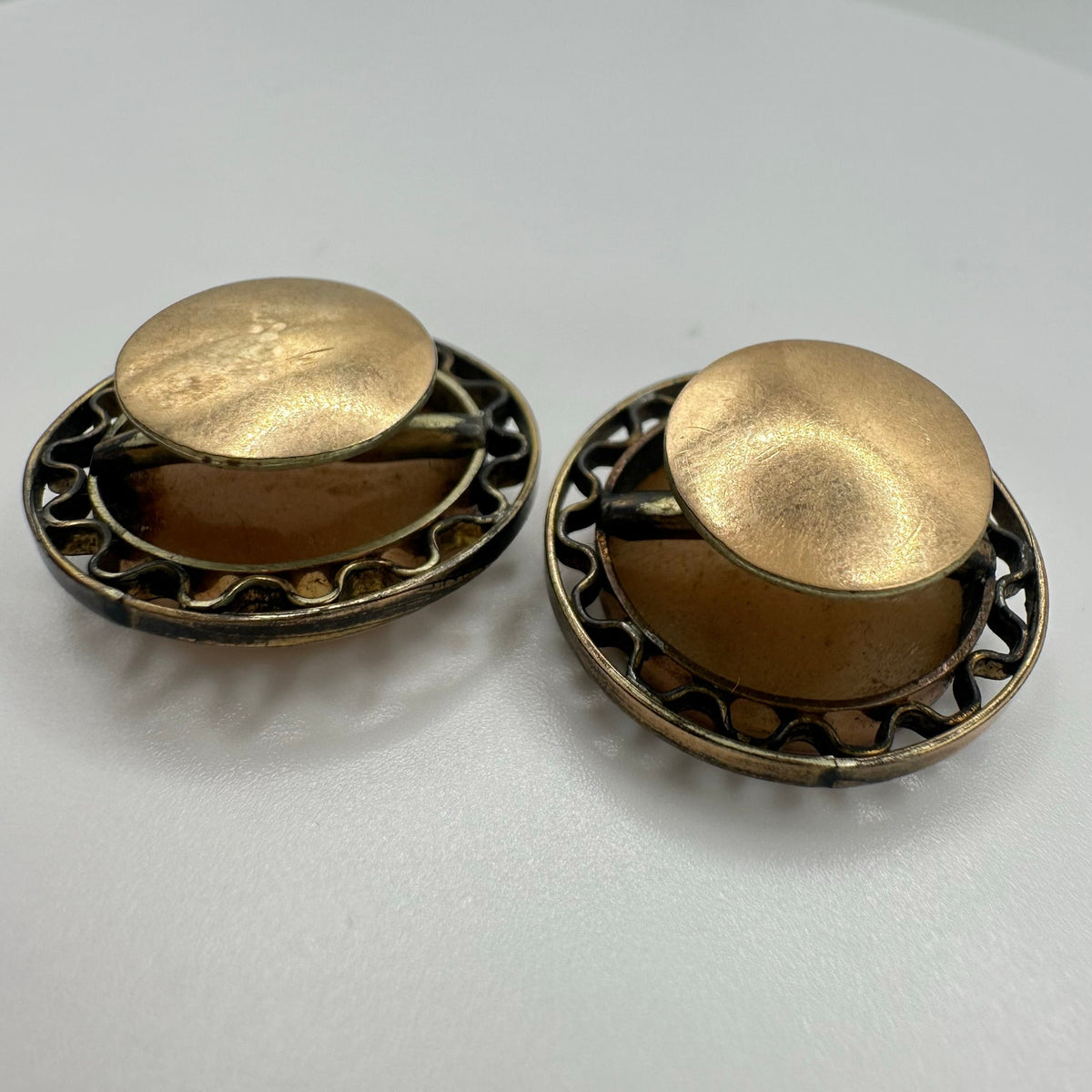 Antique Victorian 1800s solid 10kt & gold filled carved shell cameo cufflinks