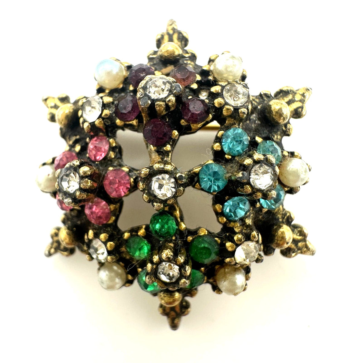 1940s vintage gold tone multicolor rhinestones faux pearls cluster dainty brooch