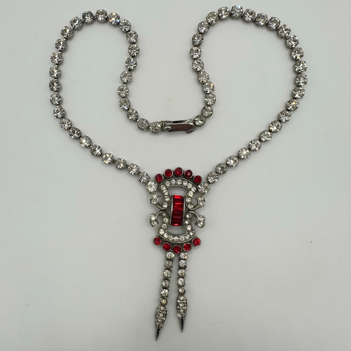 Coro 1940s vintage silver tone rhodium plated clear red rhinestones necklace