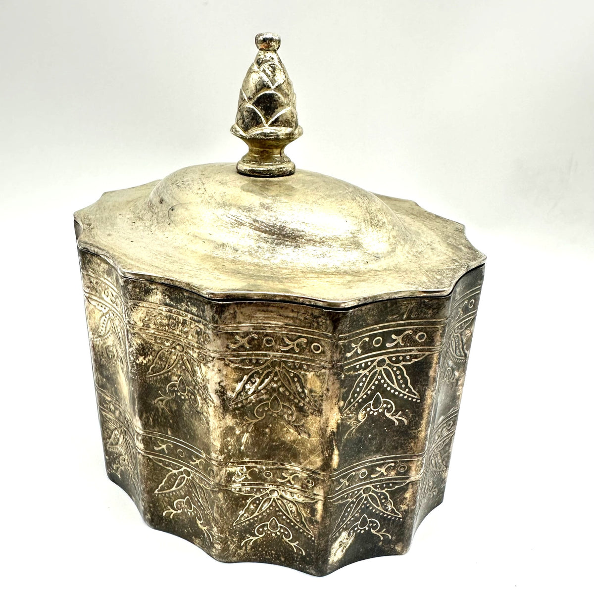 Godinger 1991 vintage silver plated red velvet lined decorative box 4.75 x 4 x 3
