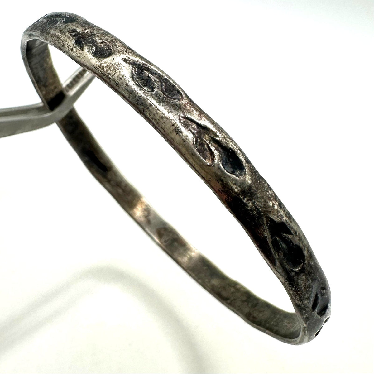 Mexico Alpaca vintage silver tone ferns leaves leaf floral bangle bracelet