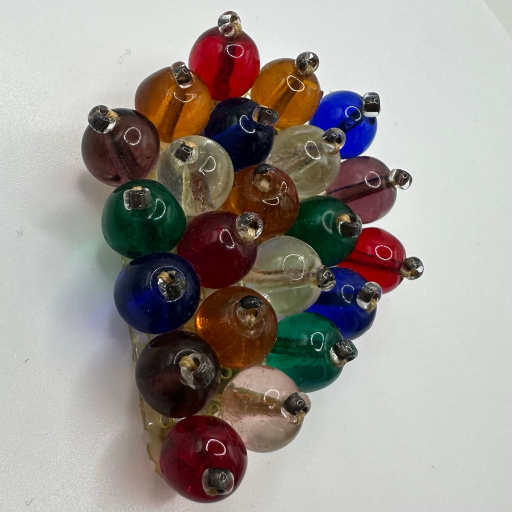 Miriam Haskell 1940s unsigned multicolor glass spheres beaded dress clip