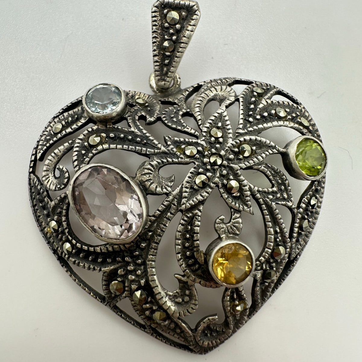 SU vintage 925 sterling silver marcasite genuine gemstones heart pendant