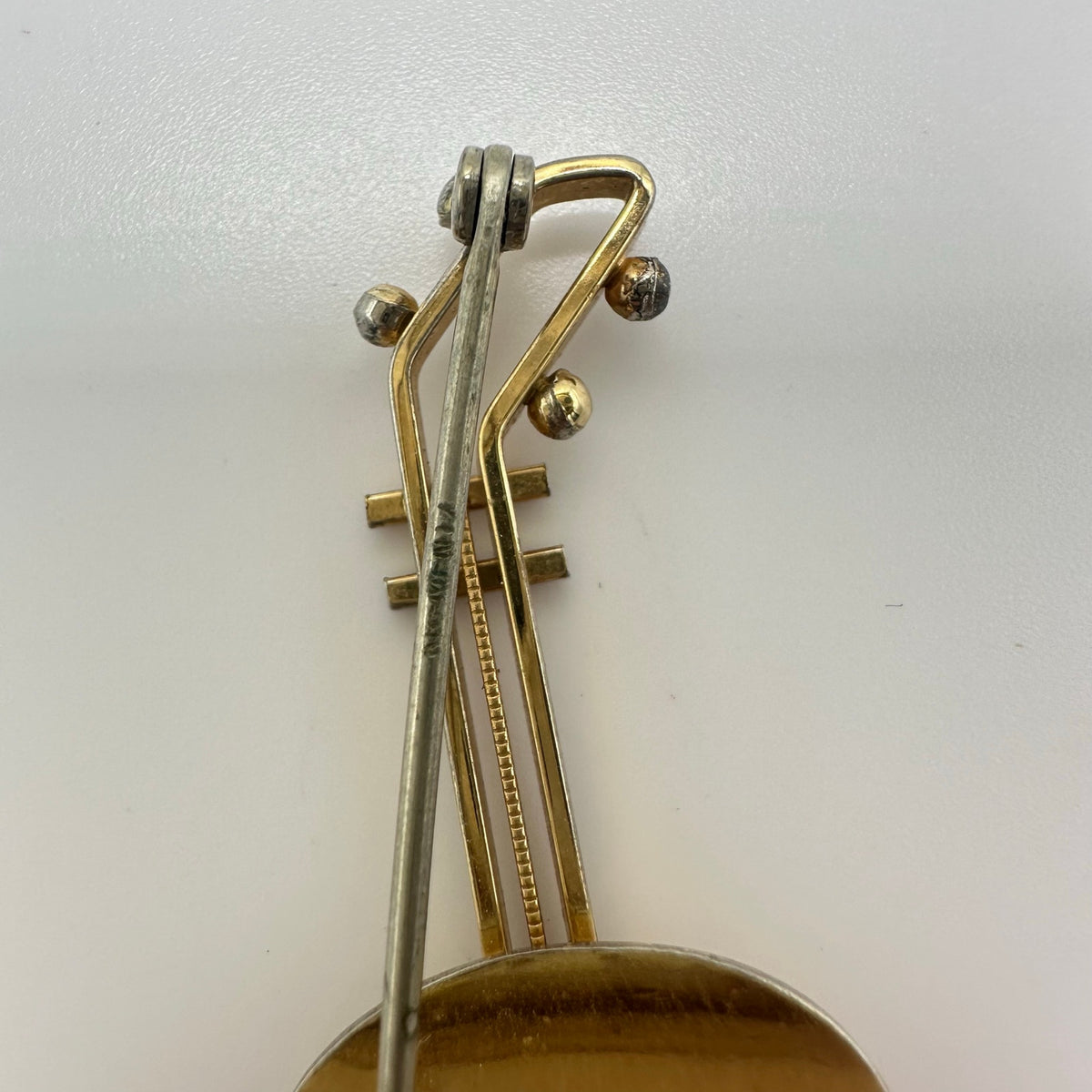 Krementz vintage 14kt yellow gold overlay plated large guitar brooch pin