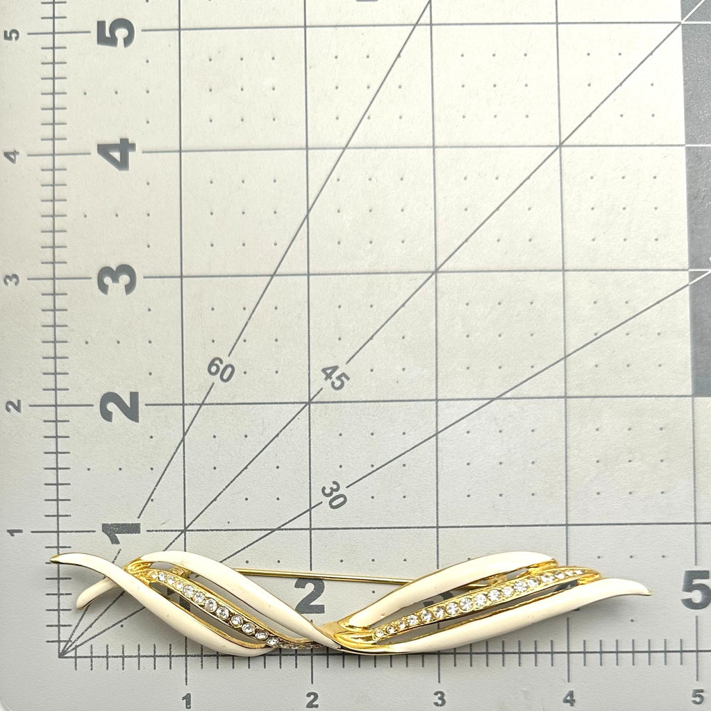Erwin Pearl vintage gold tone white enamel clear rhinestones 4.5” bar pin brooch