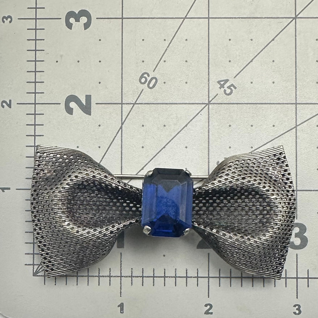 Vintage silver pewter tone mesh metal large blue glass rhinestone bow brooch