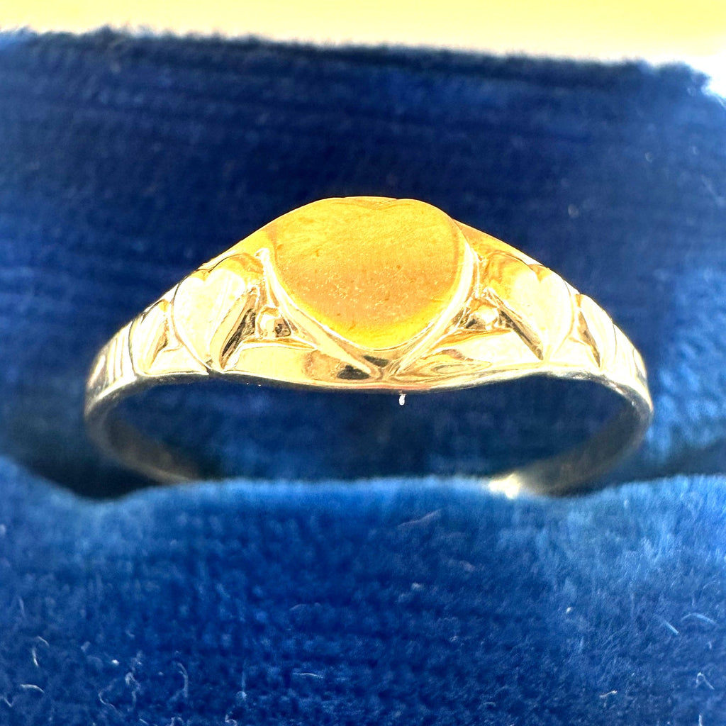 Uncas signed vintage 14KT GE yellow gold electroplated 5 hearts dainty ring 6.5
