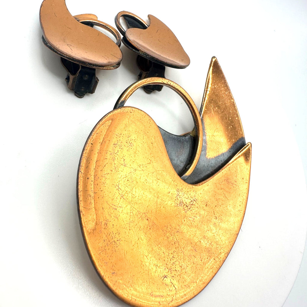 Vintage solid copper modernist teardrop paisley brooch clip on earrings set