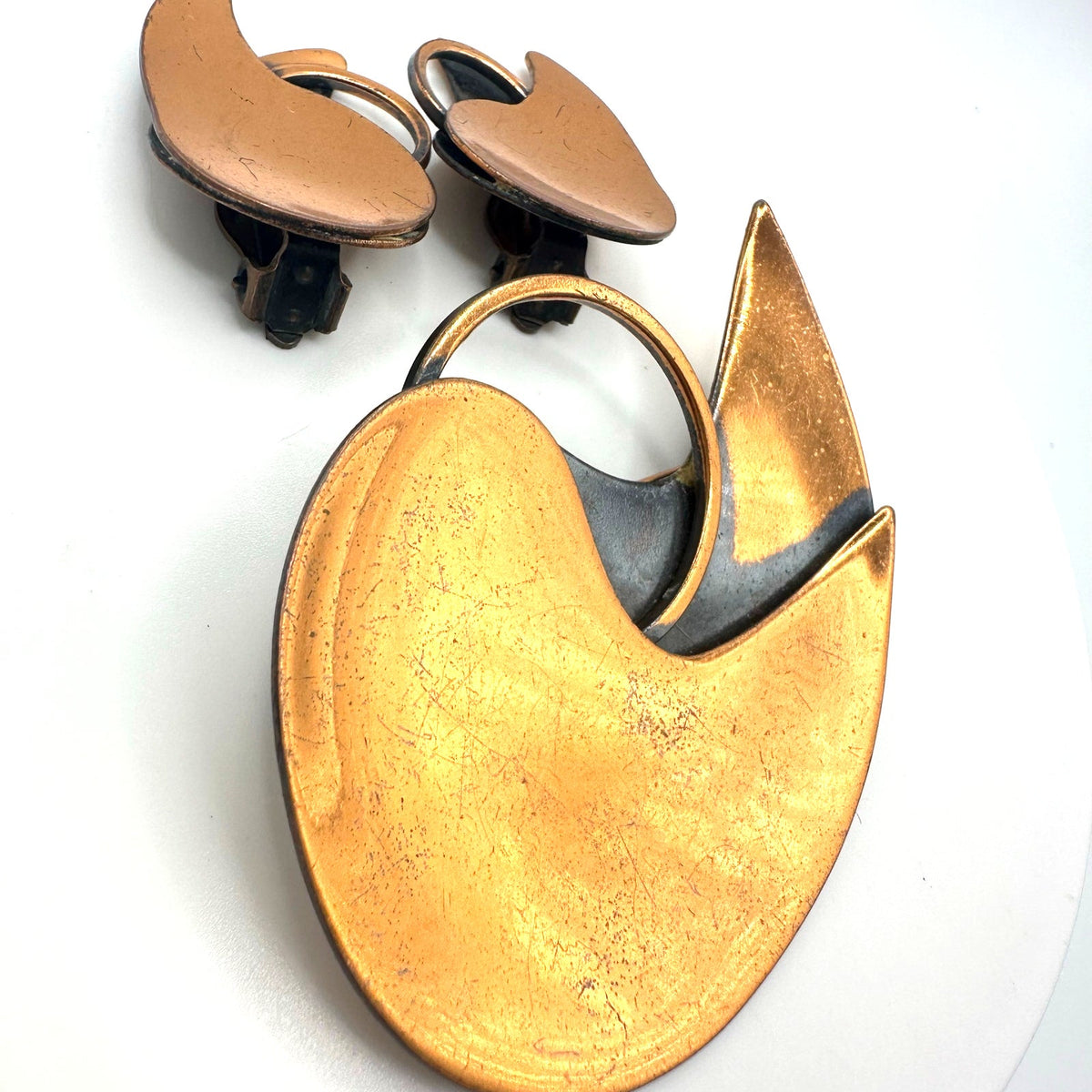 Vintage solid copper modernist teardrop paisley brooch clip on earrings set