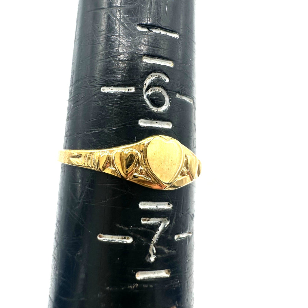 Uncas signed vintage 14KT GE yellow gold electroplated 5 hearts dainty ring 6.5