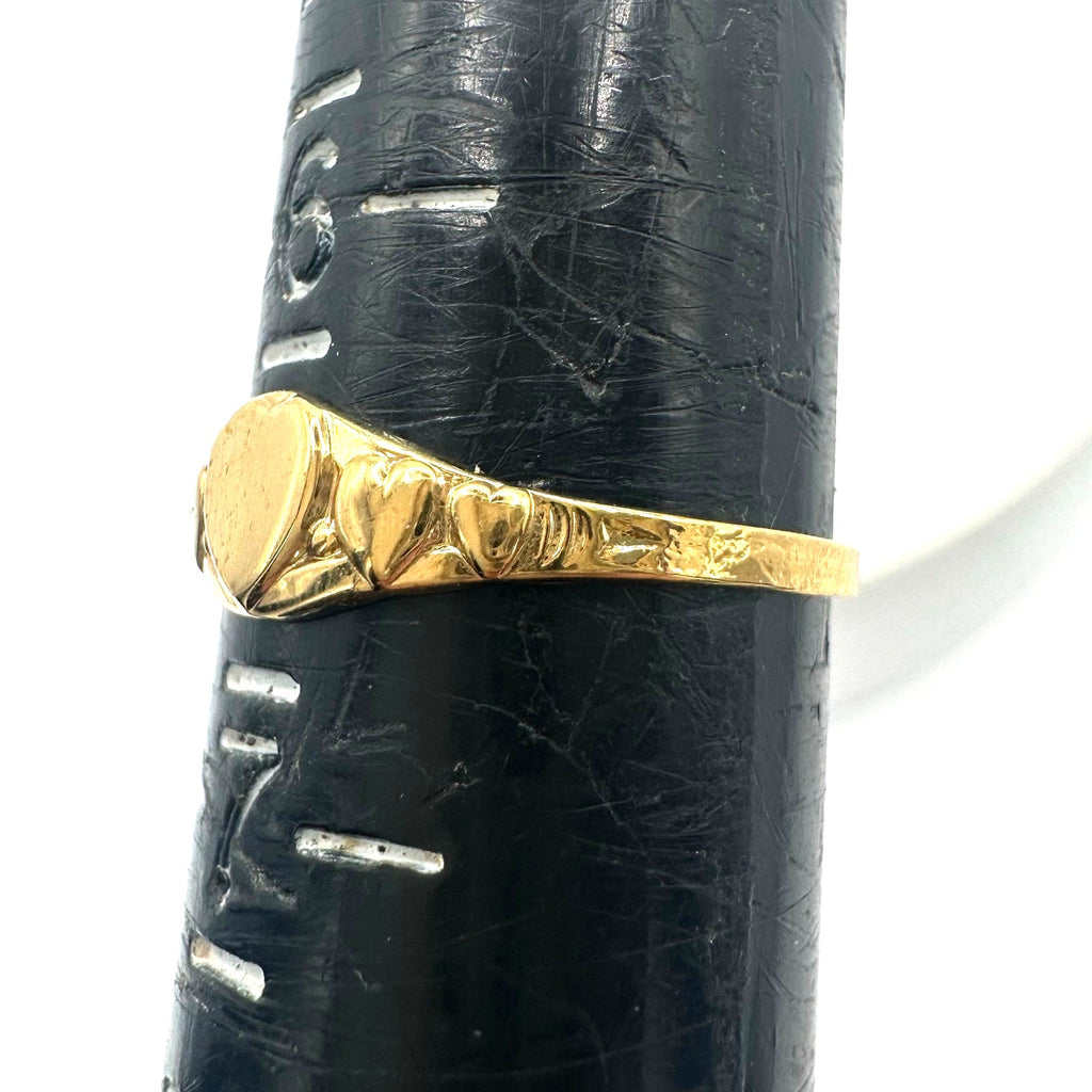 Uncas signed vintage 14KT GE yellow gold electroplated 5 hearts dainty ring 6.5