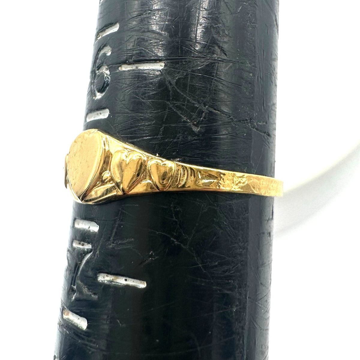 Uncas signed vintage 14KT GE yellow gold electroplated 5 hearts dainty ring 6.5