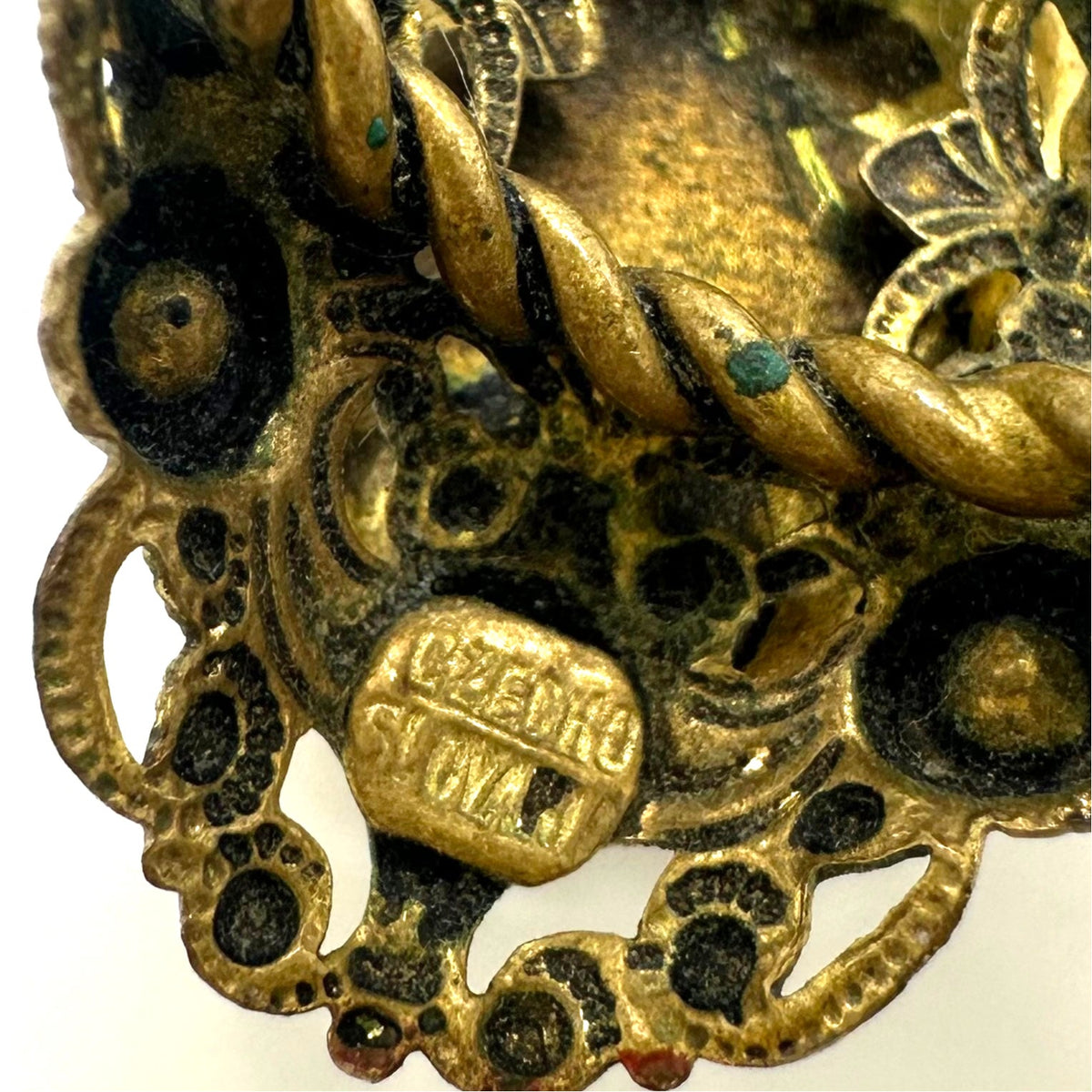 Czechoslovakia antique Art Deco gold tone brass resin cameo adjustable ring