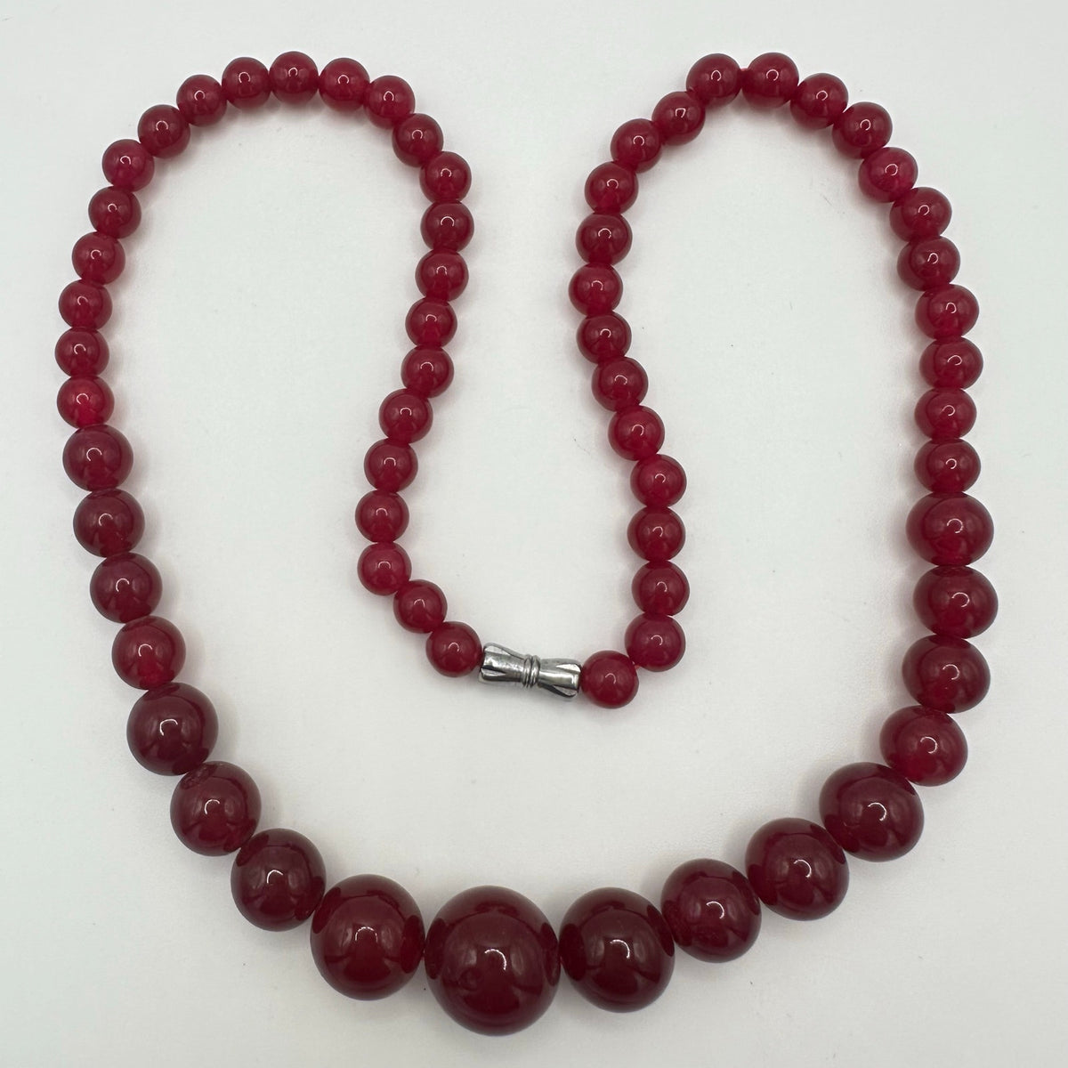 Magenta fuchsia pink dyed genuine agate beads beaded graduated 18" necklace