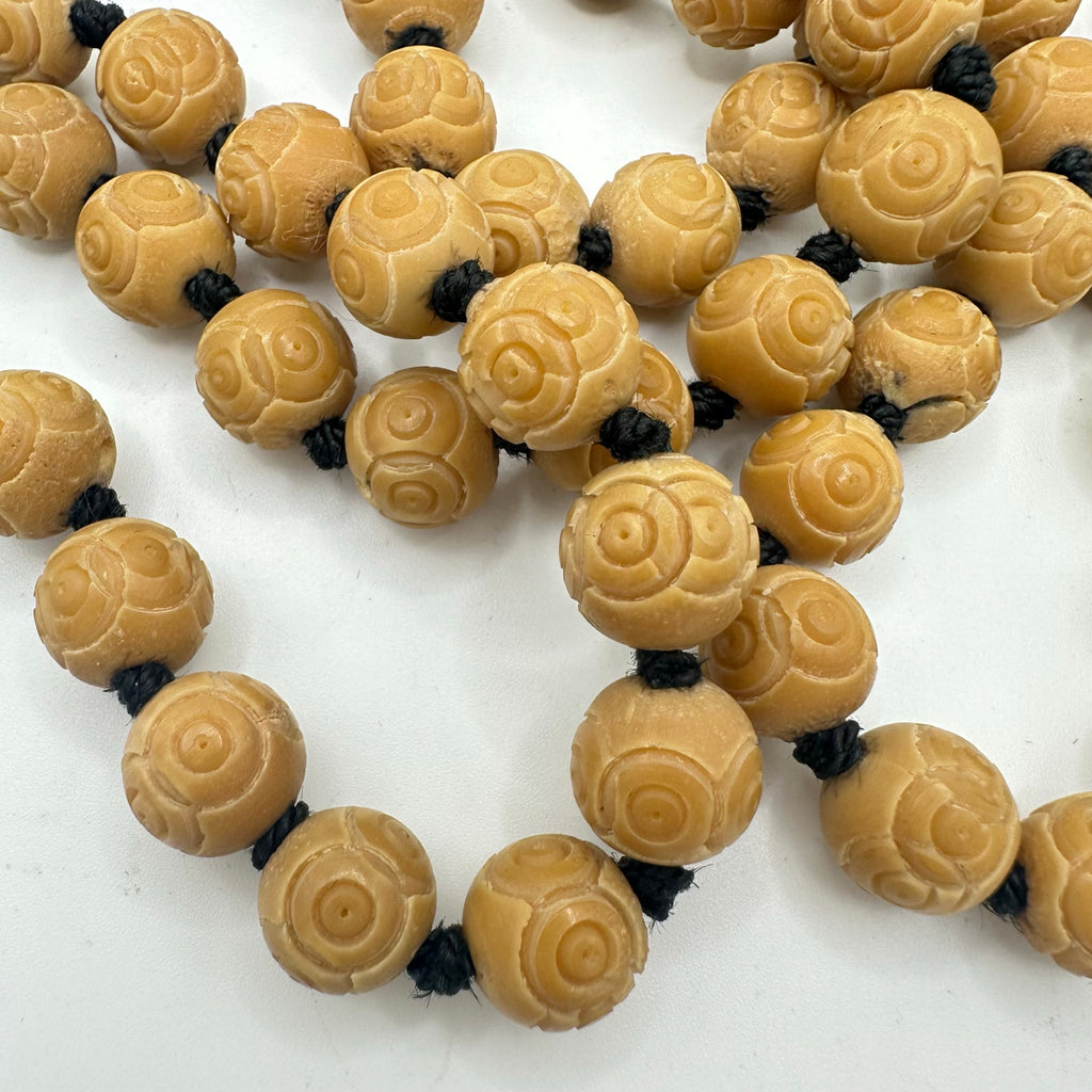 Antique 46” strand beige cream 12mm carved celluloid beads hand knotted necklace
