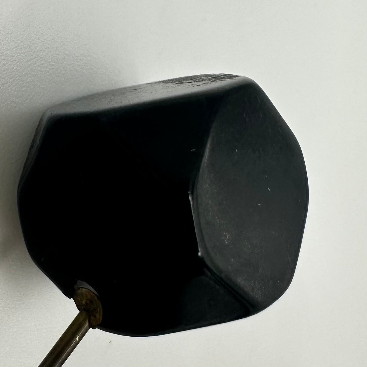 Antique Art Deco 1930s black carved Bakelite brass jabot hat stick pin brooch