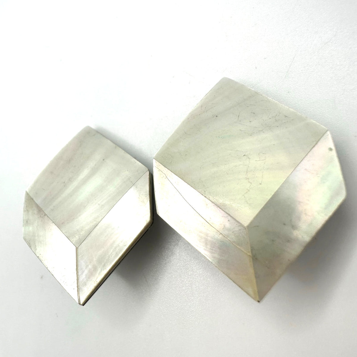 Vintage genuine mother of pearl simulated cubes silver tone clip on earrings