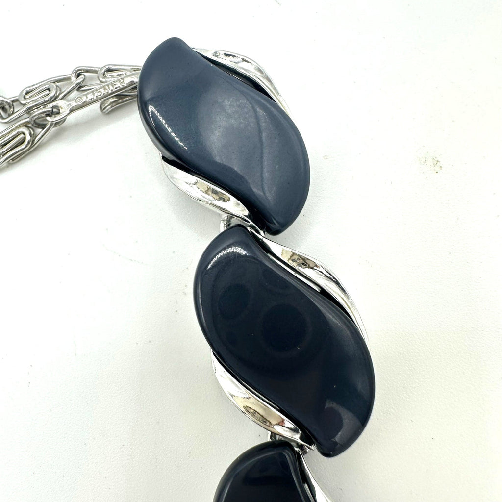 Lisner vintage silver tone black thermoset plastic moonglow lucite necklace
