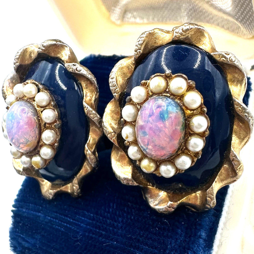 Vintage gold tone pink opalite art glass cabochon faux pearl clip on earrings