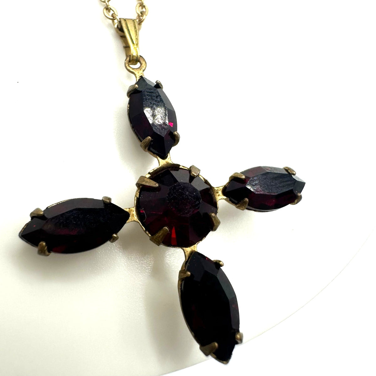 Vintage red burgundy faux garnet glass Maltese cross pendant chain necklace
