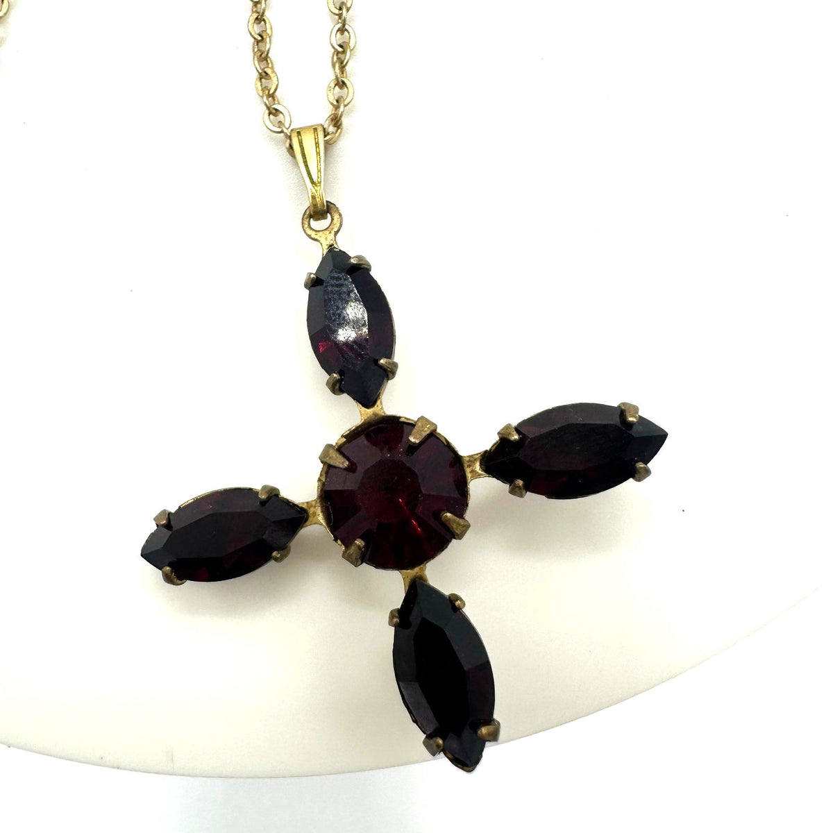 Vintage red burgundy faux garnet glass Maltese cross pendant chain necklace
