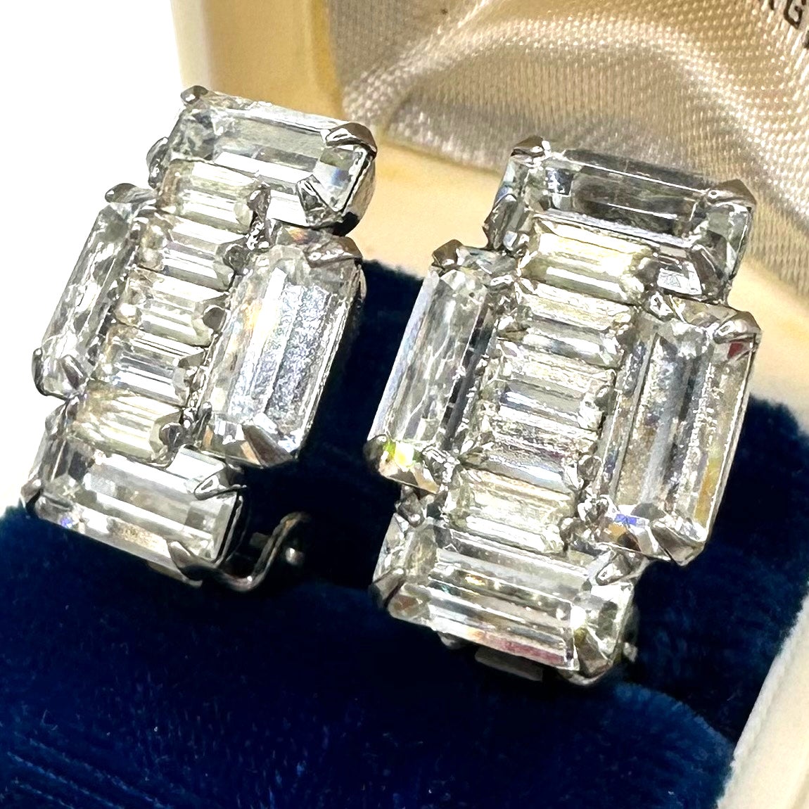 Weiss signed vintage silver tone clear baguettes rhinestones clip on earrings