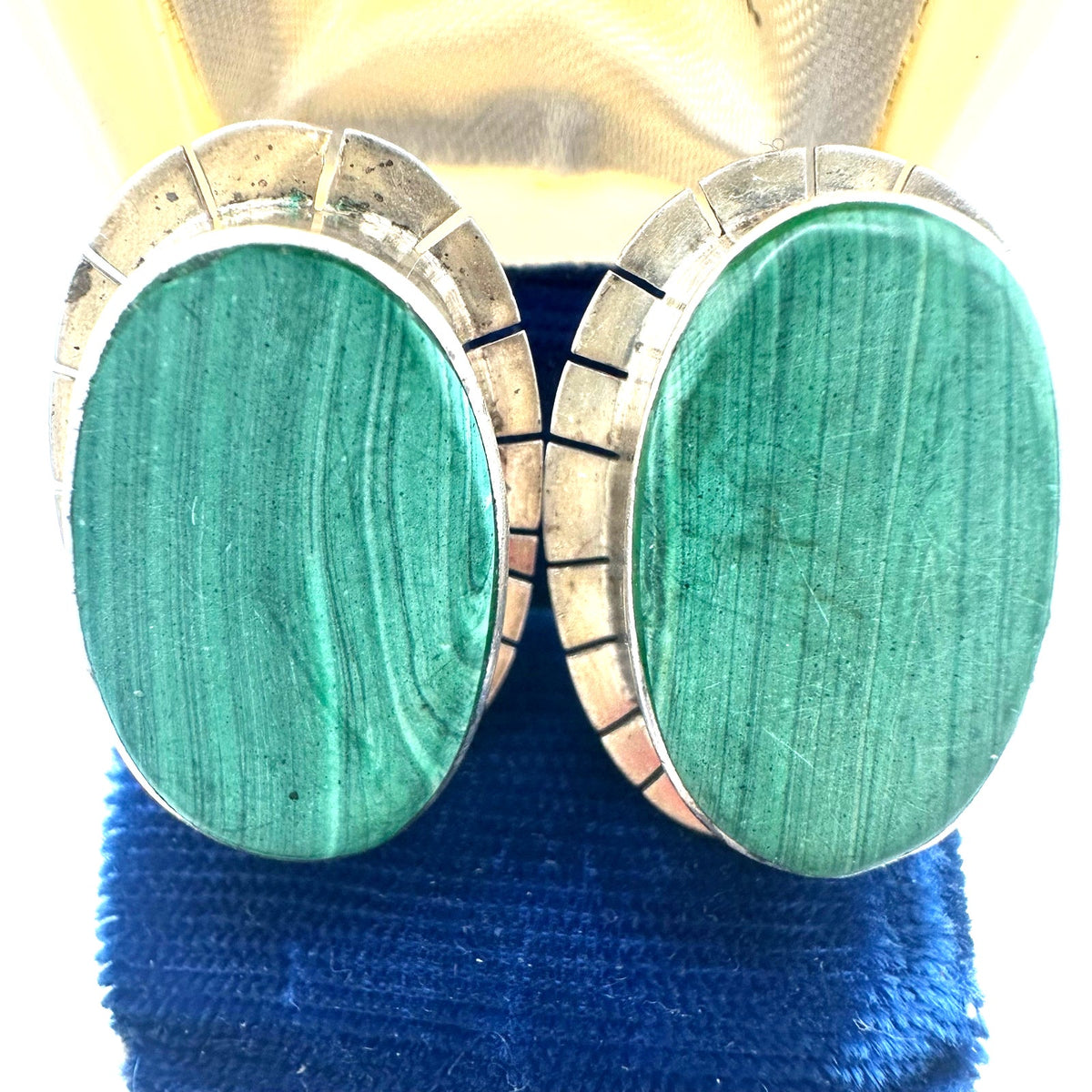 Taxco Mexico vintage sterling silver green malachite cabochons clip on earrings