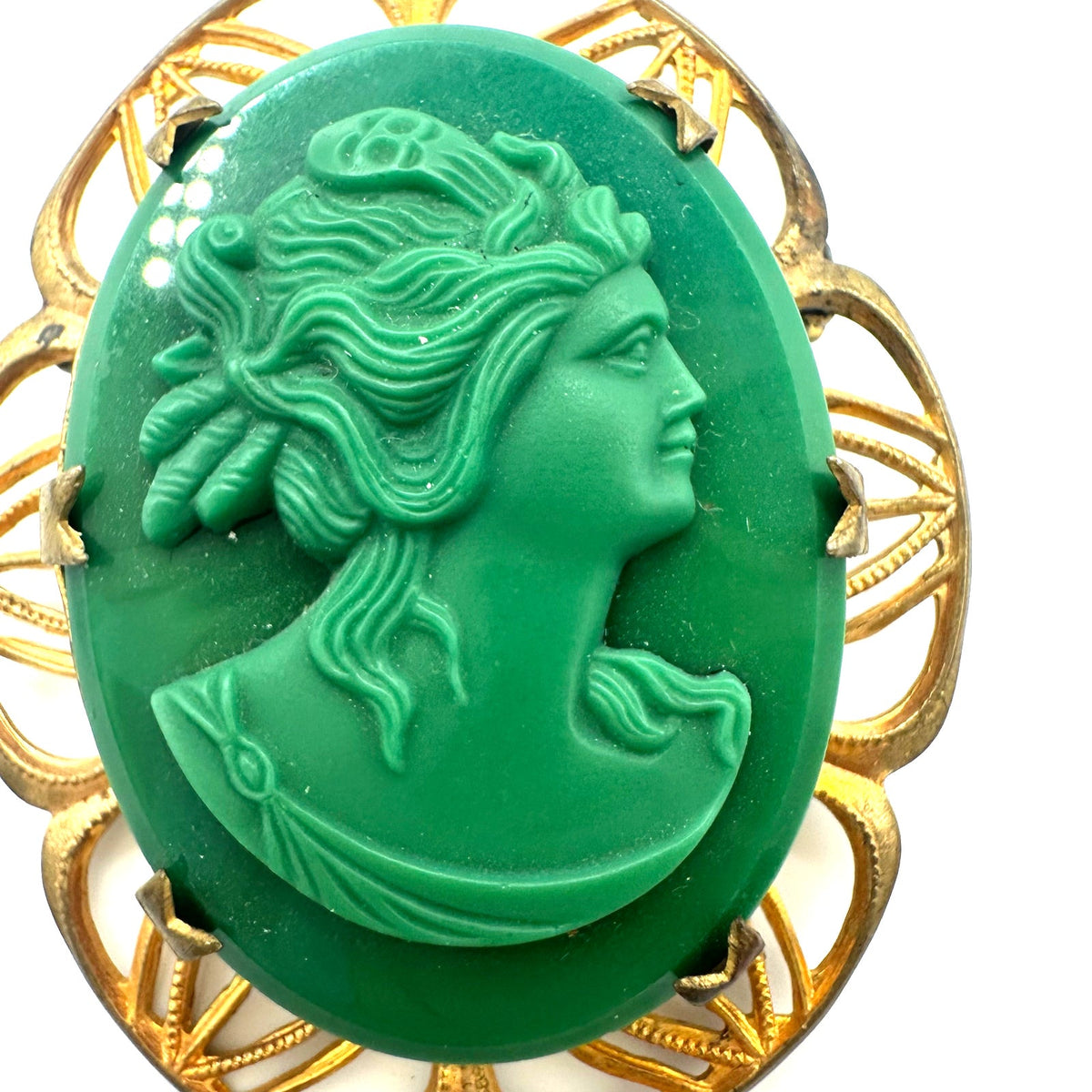 Antique vintage molded emerald green glass cameo gold tone brass brooch