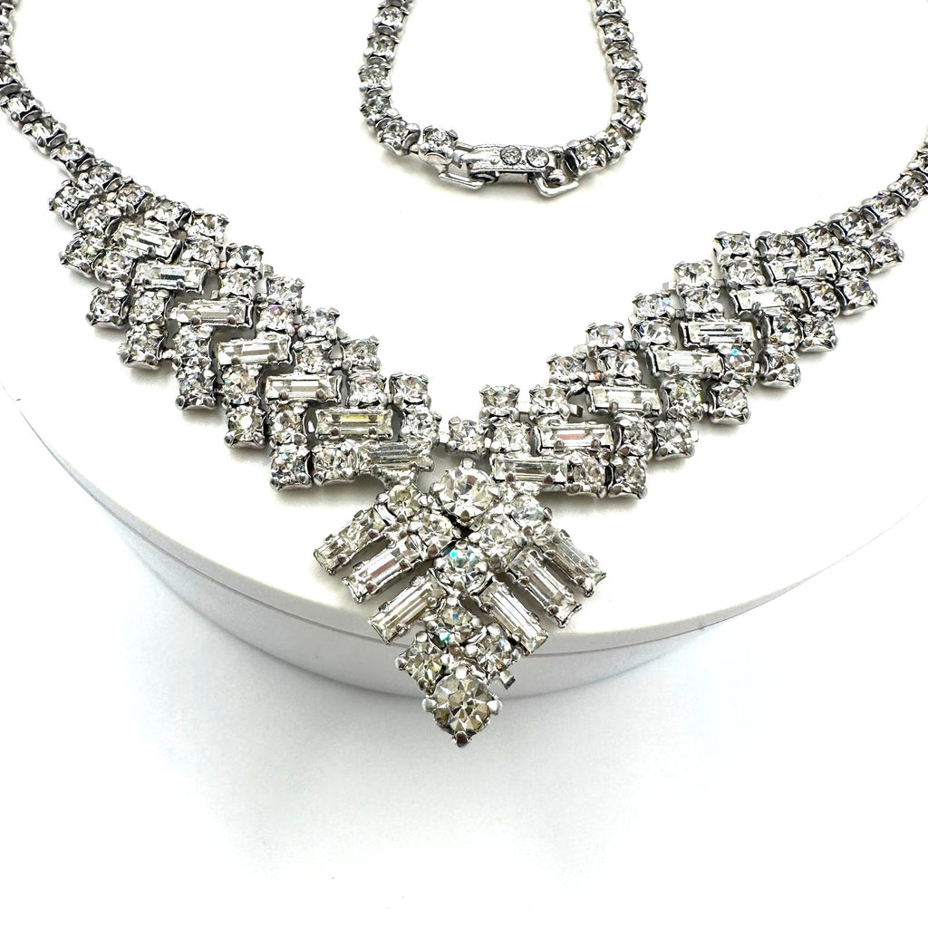 1950s vintage silver tone clear glass rhinestones pointed V swag necklace