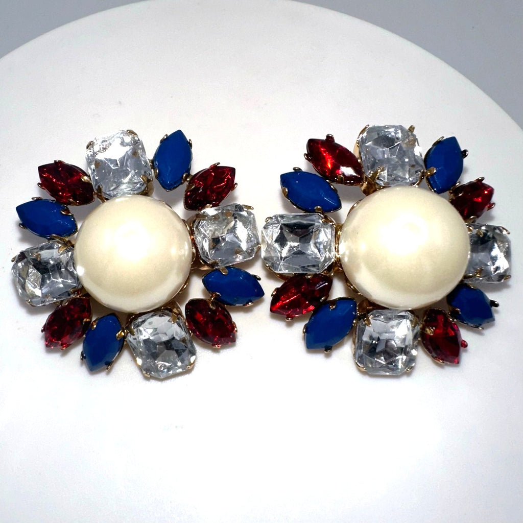 Vintage gold tone red blue clear lucite rhinestones faux pearl clip on earrings