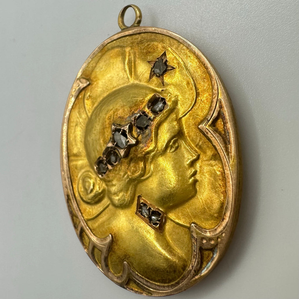 Antique Art Nouveau solid 18kt gold rose cut natural diamonds cameo pendant