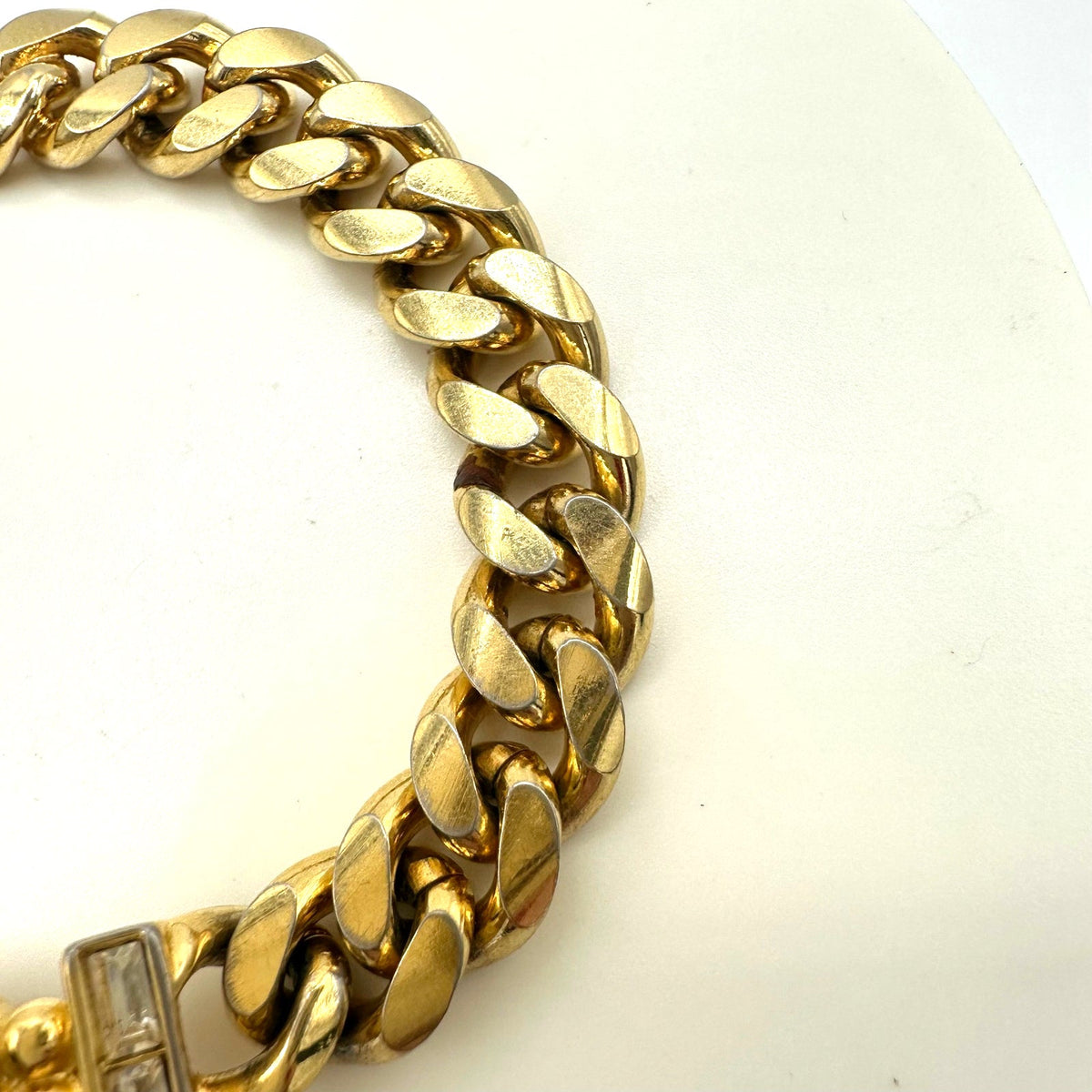 Joan Rivers vintage gold tone black glass cabochon rhinestones chain bracelet