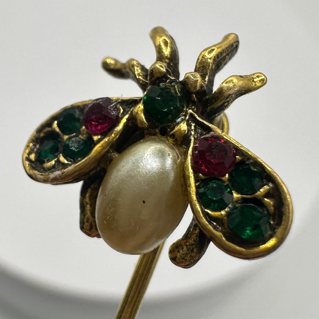 Vintage gold tone red green rhinestones faux pearl bumblebee stick pin brooch