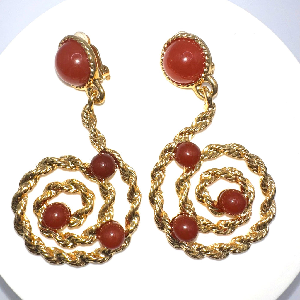 Avon vintage gold tone twisted rope red carnelian lucite dangle clip on earrings