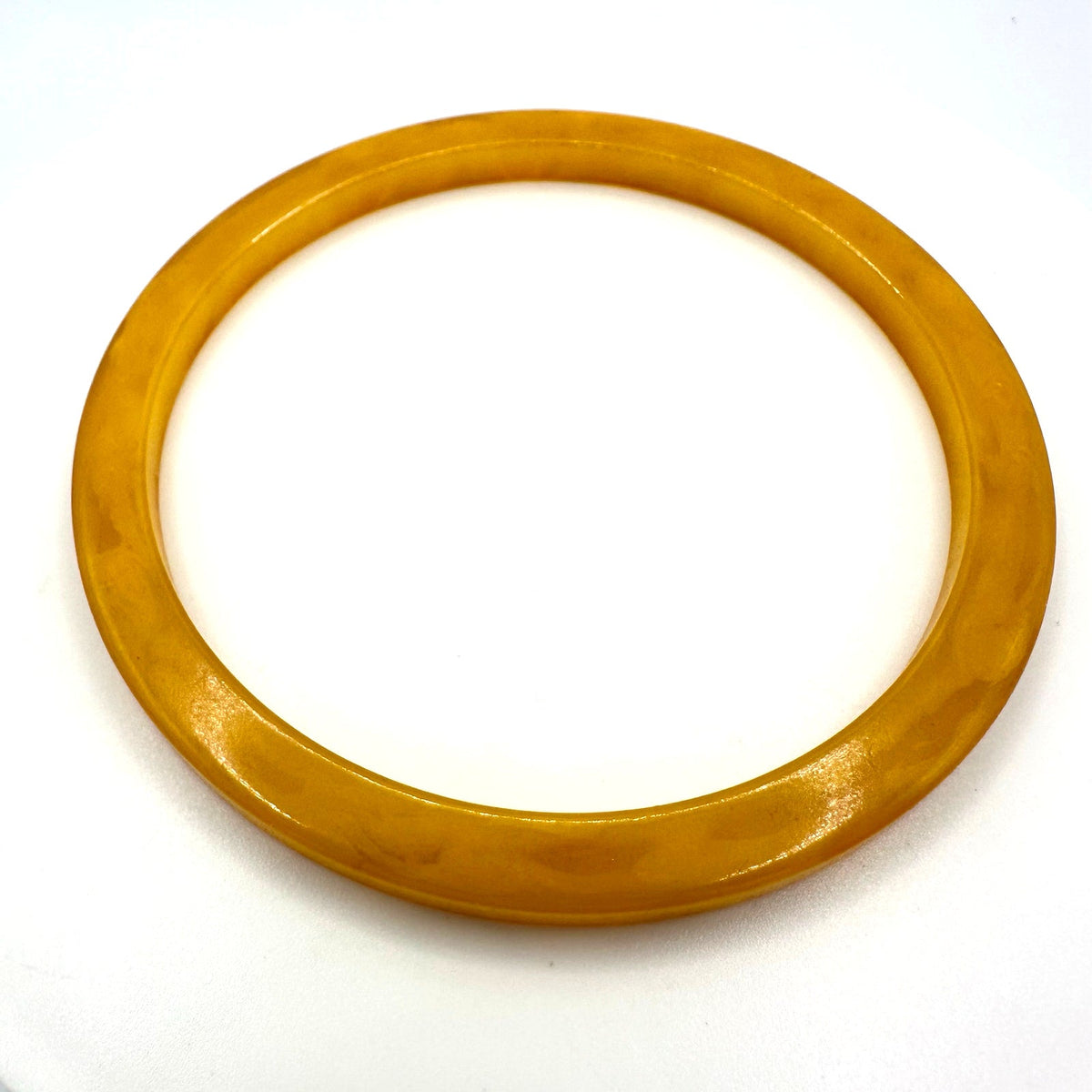 Antique vintage 1930s 1940s Butterscotch golden yellow celluloid bangle bracelet